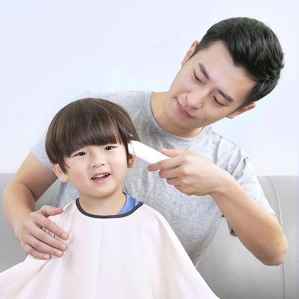 Xiaomi Mi Hair Clipper-Fast Charging Rechargeable Hair Trimmer With Two Speed Ceramic Cutter (Enchen Boost) - Image 2